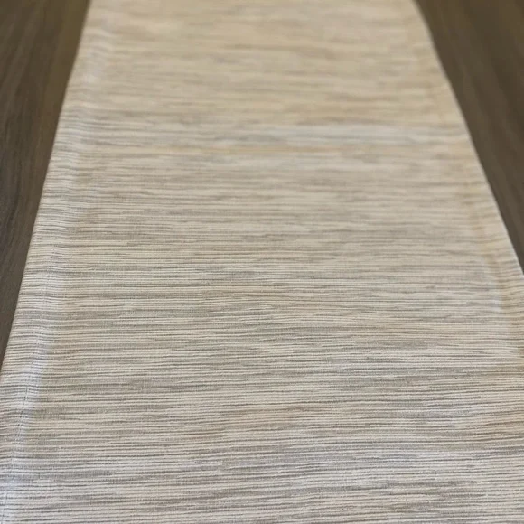 Crate & Barrel Aspen Cotton Dining Table Runner 90 x 14 - Picture 3 of 4